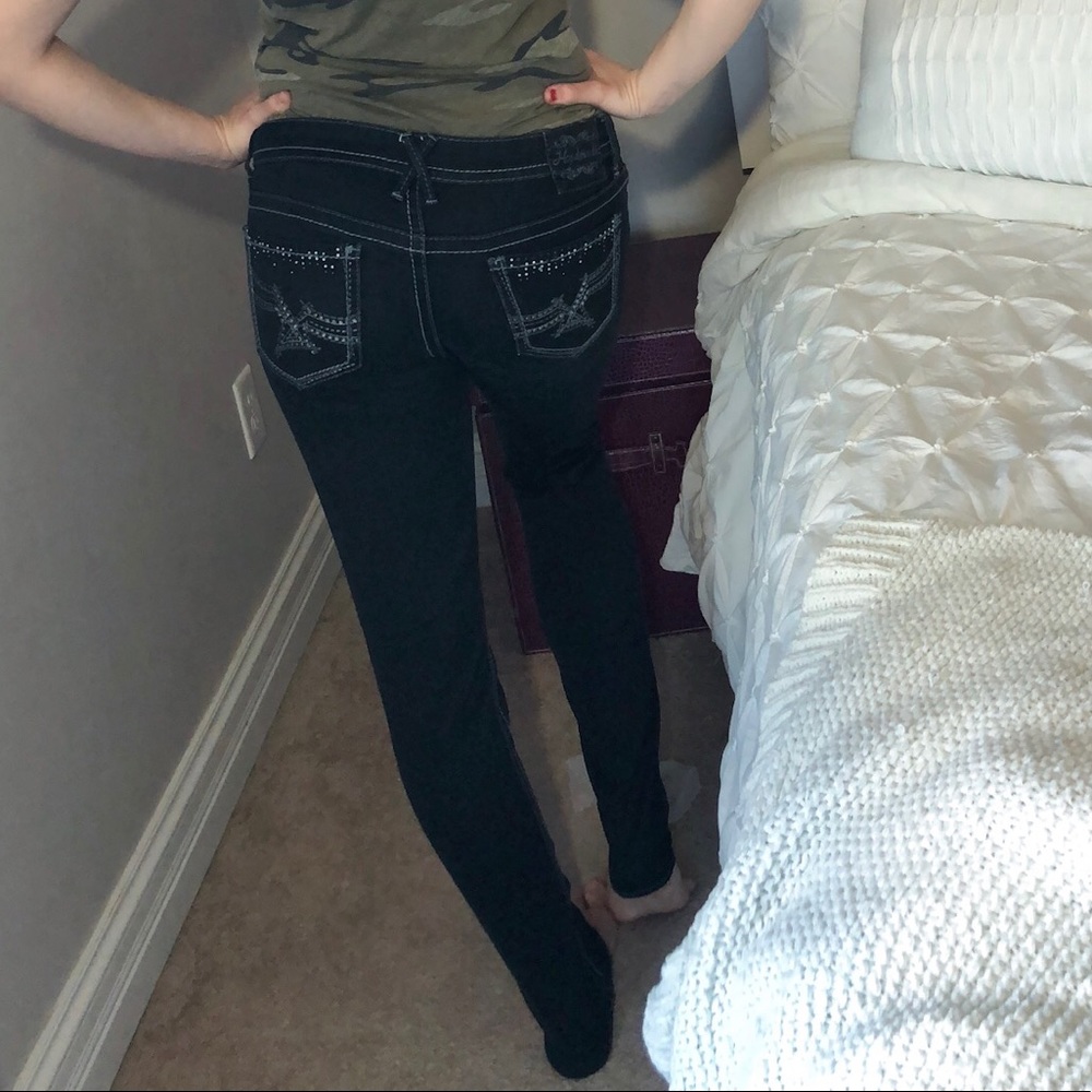 Black skinny jean jegging